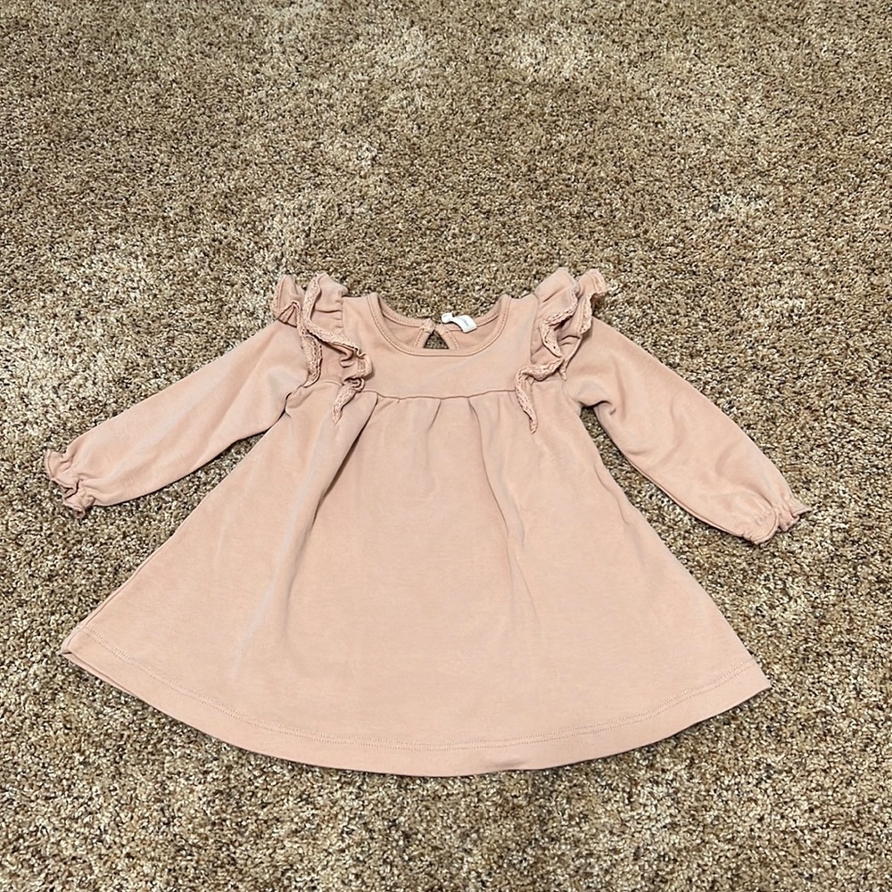 EUC Quincy Mae dress